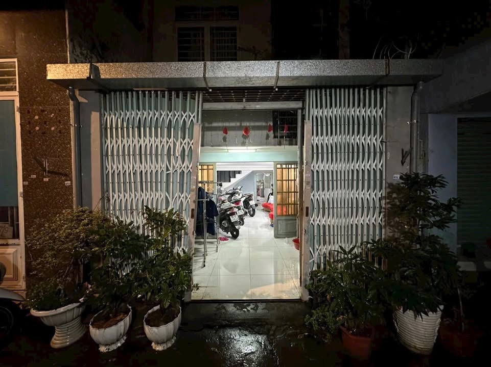 Nhà cho thuê hẻm 216 Nguyễn Văn Công, Gò Vấp 64m² giá 12 triệu - Nội thất cơ bản đầy đủ!