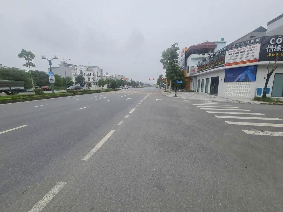 Đất lô góc mặt tiền Lý Thánh Tông, Từ Sơn 190m² - Cơ hội đầu tư khách sạn tuyệt vời!