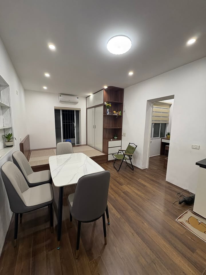 Căn hộ chung cư Bạch Mai 22m² giá 2,9 tỷ - View đẹp, sổ đỏ chính chủ!