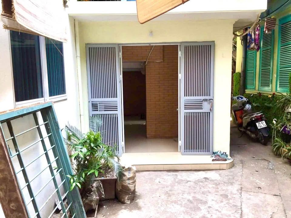 Căn hộ cho thuê tại Phan Bội Châu, Hoàn Kiếm 30m² giá 6.5 triệu - Nhà mới đẹp, tiện nghi đầy đủ!