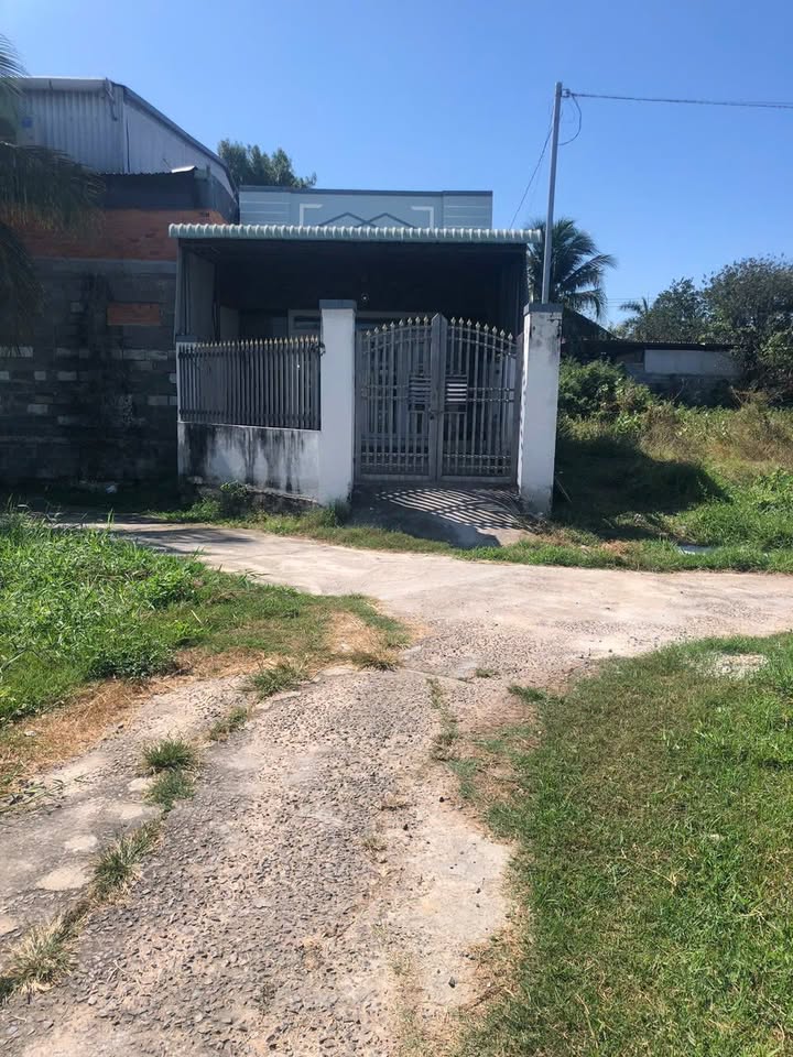 Nhà nguyên căn 120m² tại Tiến Lợi - Phan Thiết, cho thuê giá thỏa thuận