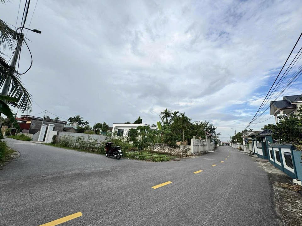 Đất lô góc 100m² đường Lê Lợi, Hiệp Hoà, Vĩnh Bảo - Giá chỉ nhỉnh 1 tỷ!