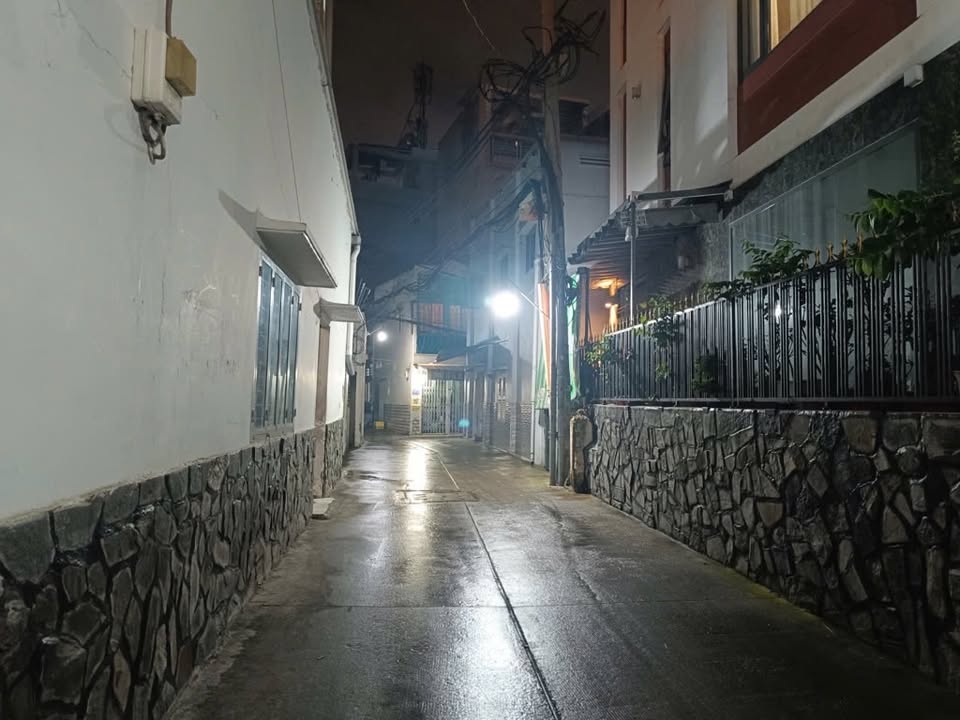 Nhà phố Quận 10, 50.7m² giá 5.6 tỷ - Tiện xây mới hoặc cho thuê!