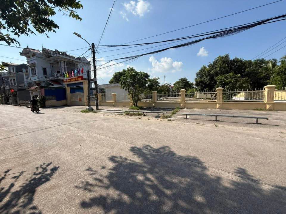 Đất nền thôn 10b Hải Xuân 109m² giá 1 tỷ - Khu vực đông dân cư, tiện ích đầy đủ!