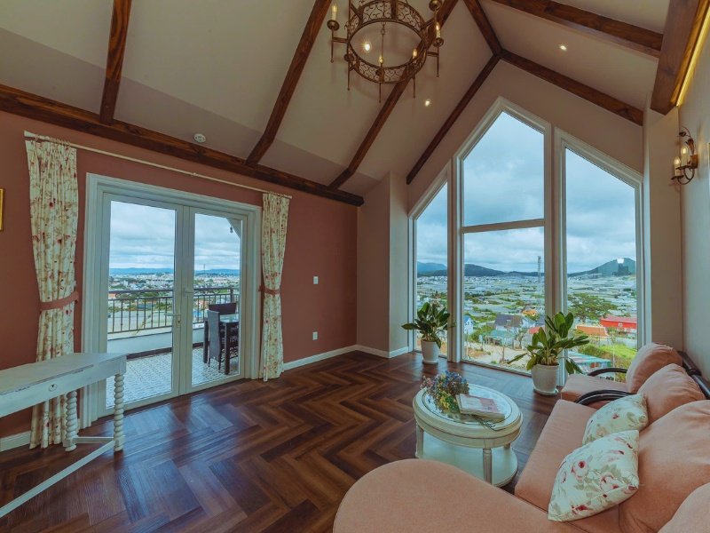 Nhà cho thuê 5 phòng đường Nguyễn Đình Chiểu, Đà Lạt 15 triệu - Full nội thất, ô tô vào tận nơi!