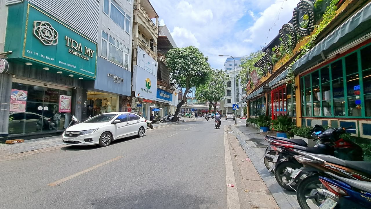 Bán mặt phố Mai Hắc Đế, quận Hai Bà Trưng, 80m² giá 48.8 tỷ - Cơ hội đầu tư tuyệt vời!