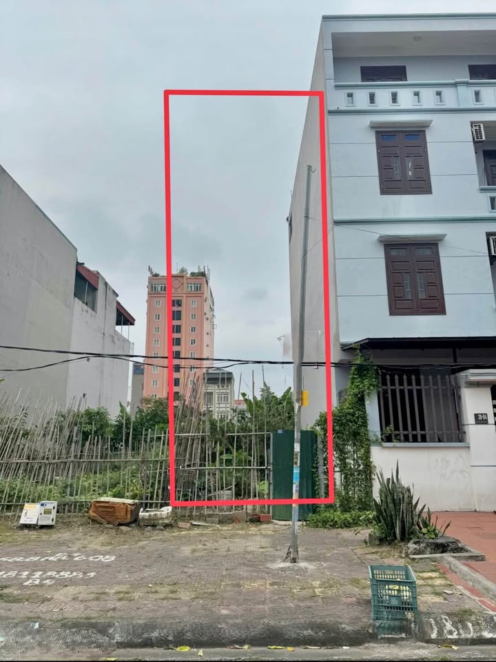 Đất nền Cao Xanh Hạ Long 90m² giá 4,xx tỷ - Hướng Đông Nam thuận lợi!