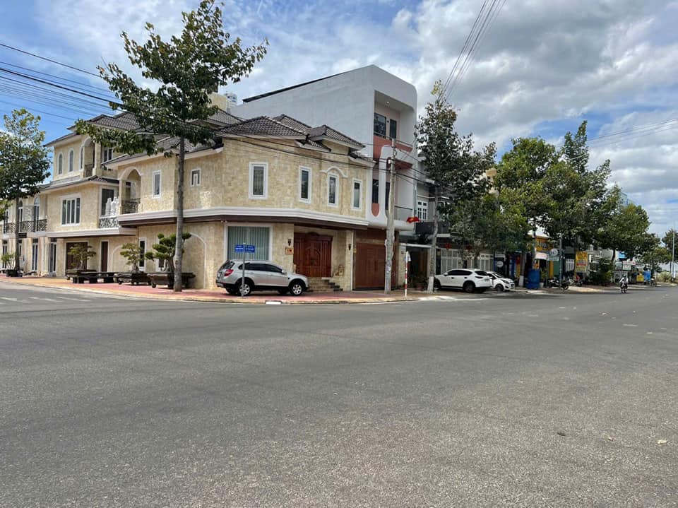 Bán FrontHouse Võ Văn Kiệt, Phú Thủy 345m² - Đầu tư sinh lời ngay!