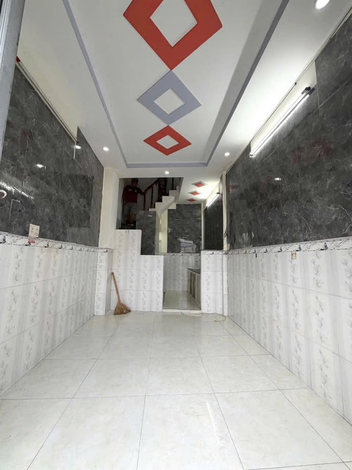 Nhà cho thuê Hẻm 1 Hồ Học Lãm, Bình Tân 24m² chỉ 5 triệu/tháng - Đầy đủ tiện nghi!