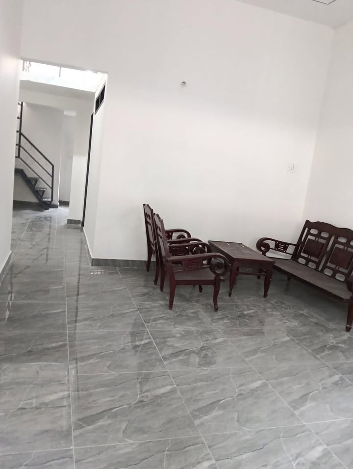 Nhà phố Tân Thắng, Dĩ An 60m² giá 1.55 tỷ - Gần chợ, trường học