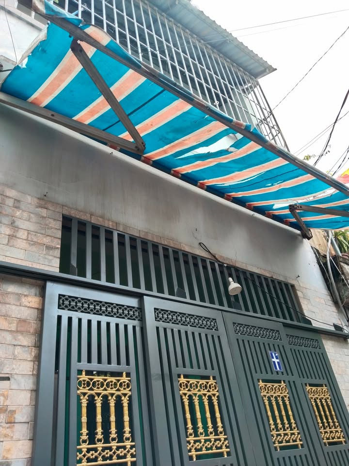 Nhà riêng Phước Long B 41m² giá 5 tỷ - Vị trí trung tâm, hẻm xe hơi