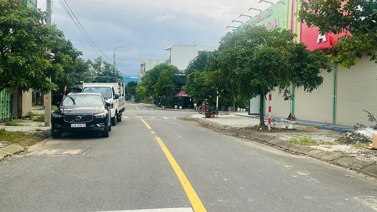 Đất đẹp 2 mặt thoáng Võ Tự Liên Chiểu 125.2m² giá 5.1 tỷ - Cơ hội đầu tư hiếm có!