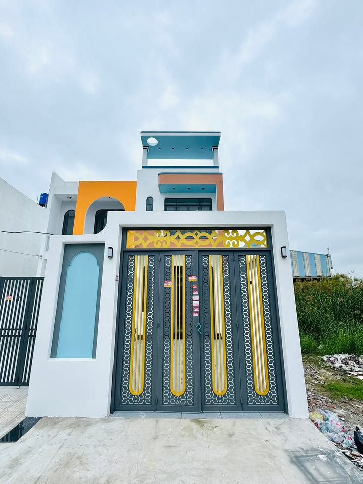 Nhà mặt tiền kinh doanh Mỹ Lộc, Cần Giuộc 155m² giá 3.25 tỷ - Vị trí đắc địa, tiện ích đầy đủ!