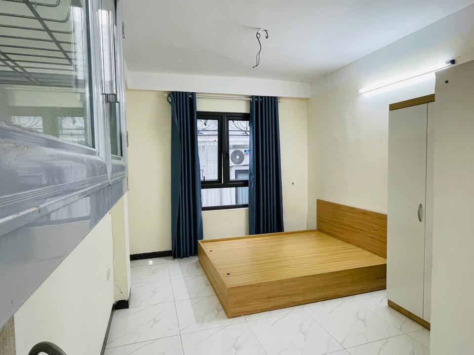 Phòng cho thuê 22m² tại Cầu Giấy - Giá chỉ 4 triệu - Sẵn sàng vào ở!