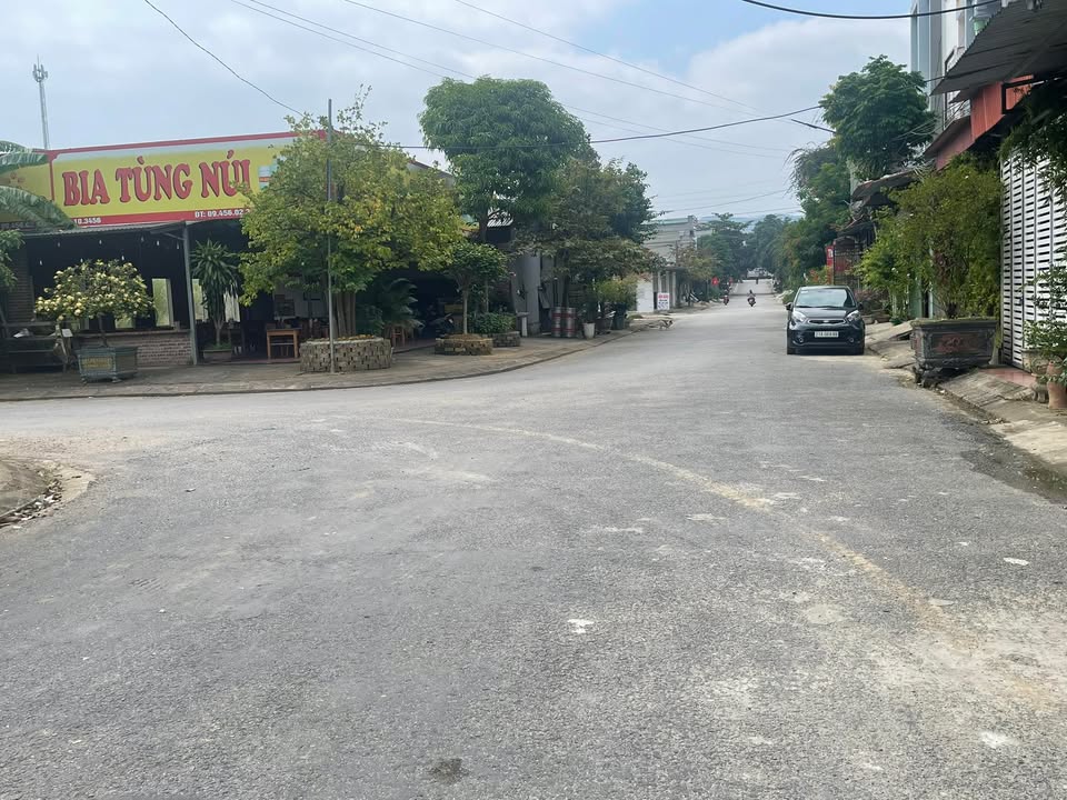 Đất nền đẹp tại TT. Văn Yên 80m² giá 1.4 tỷ - Sổ đỏ chính chủ, thương lượng nhẹ!