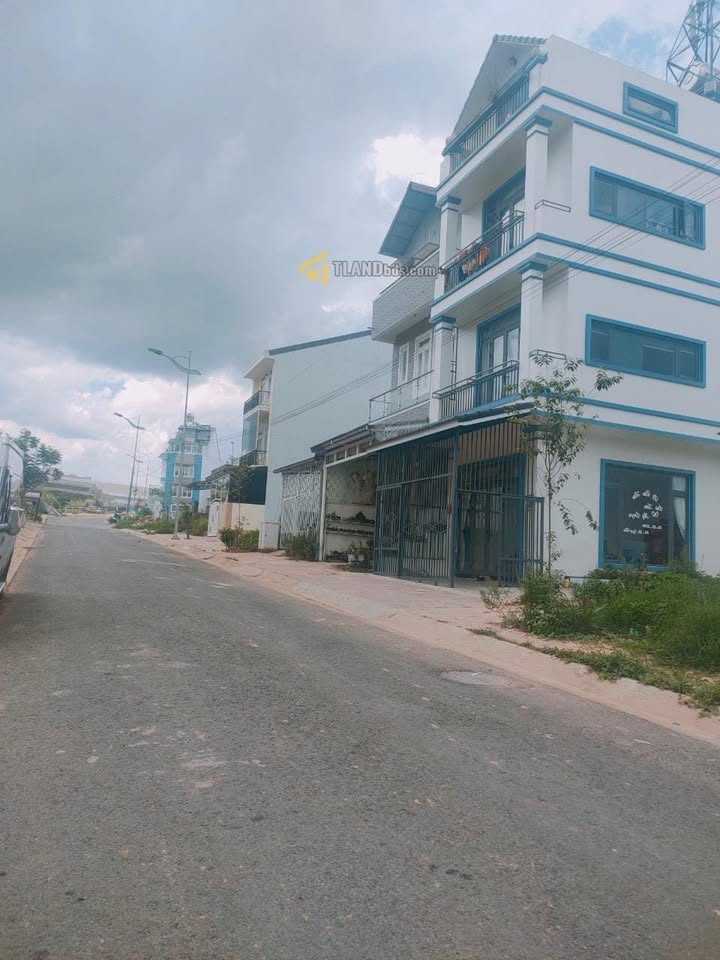 Khách sạn 4 tầng Xô Viết Nghệ Tĩnh, Đà Lạt 110m² - Cơ hội đầu tư tuyệt vời!