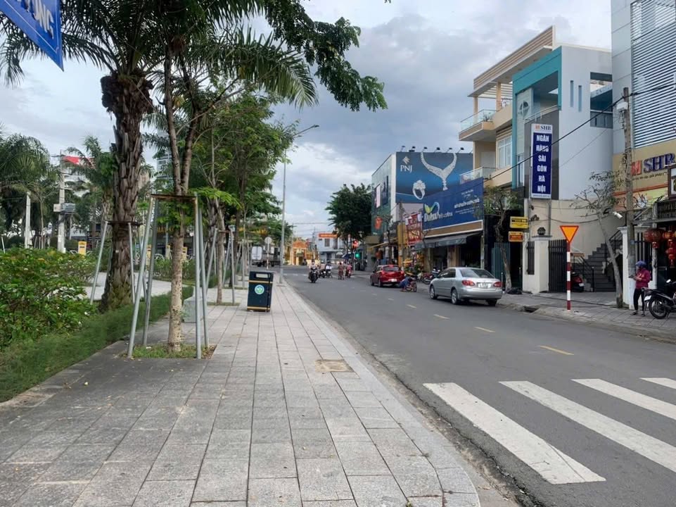 Mặt tiền đường Hùng Vương, phường Phú Cường 58m² - Đầu tư kinh doanh sinh lời!