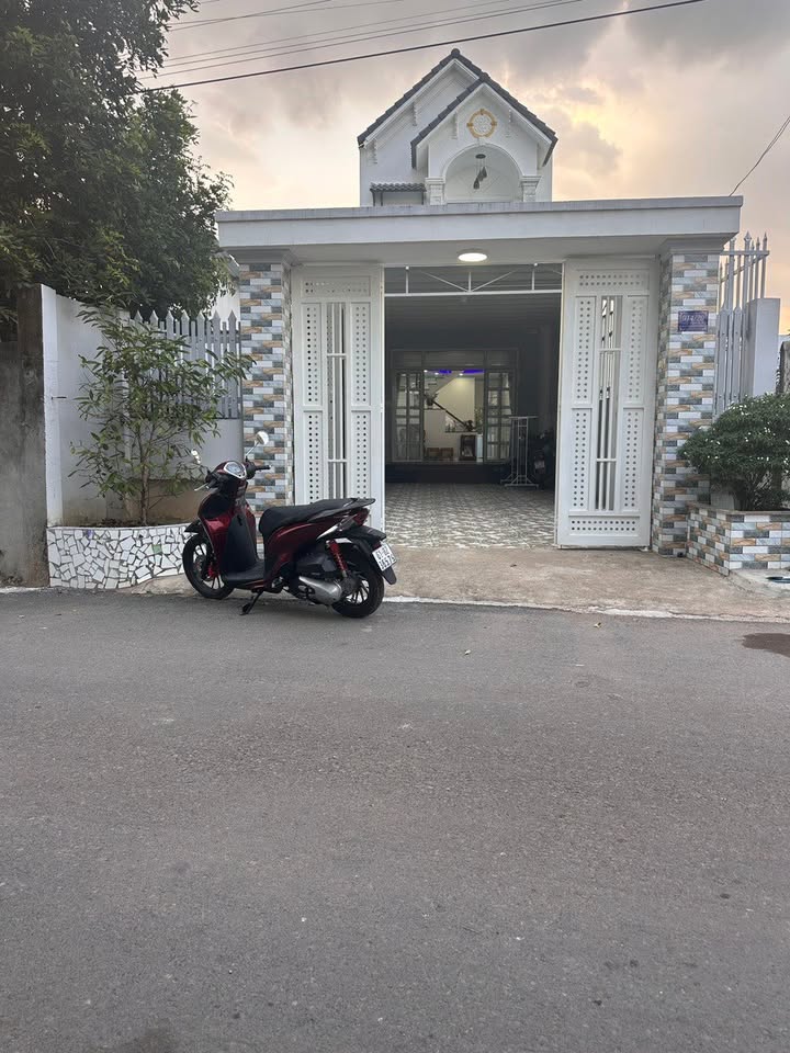 Đất nền Tương Bình Hiệp 186m² giá 3.8 tỷ - Cơ hội đầu tư sinh lời cao!