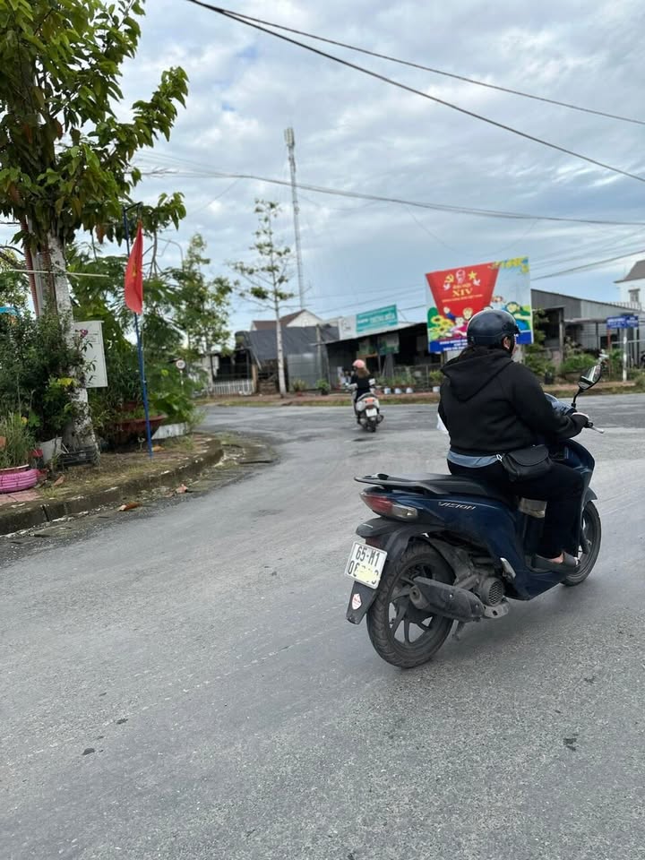 Nhà 1 trệt 1 lầu tại thị trấn Một Ngàn, Hậu Giang - Giá 3.7 tỷ, cách chợ 500m!