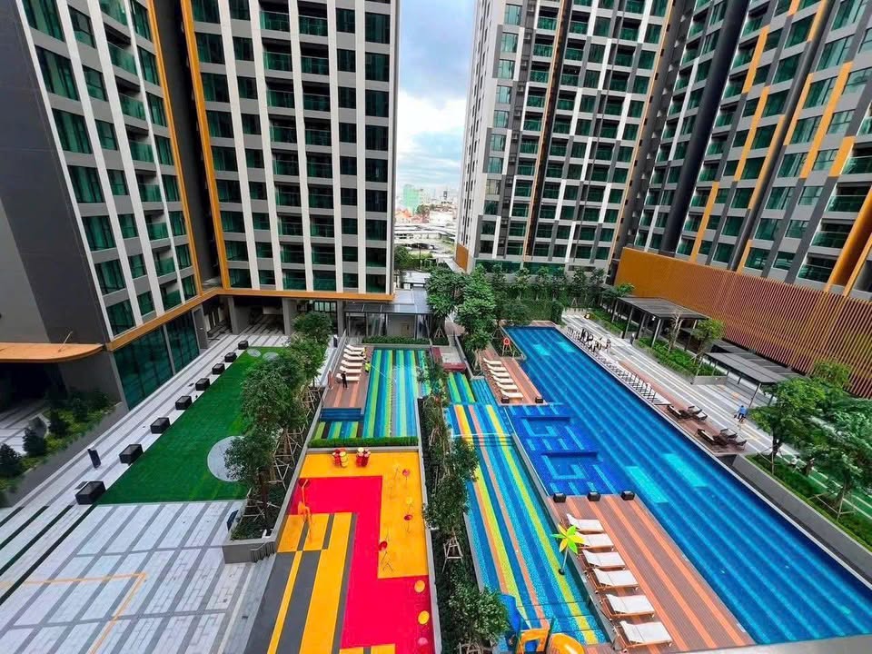 Căn hộ De La Sol Quận 4 2PN giá 20 triệu - View thoáng tầng cao, dọn vào ngay!