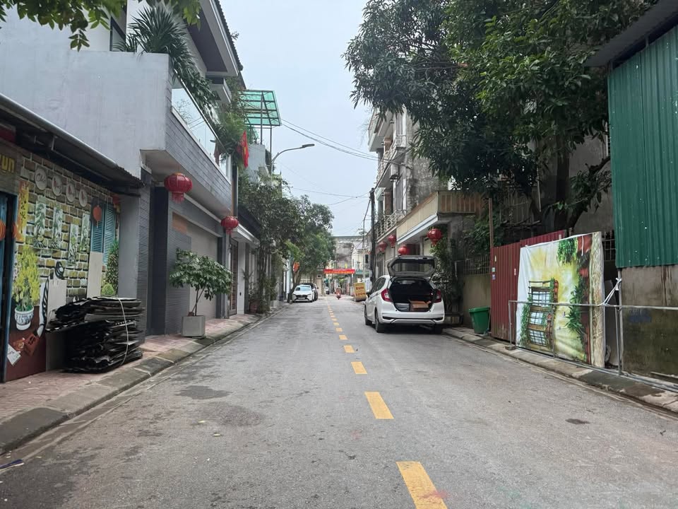 Đất nền phường Trường Thi, Vinh 90m² giá 5 tỷ - Khu vực sầm uất, kinh doanh thuận lợi!