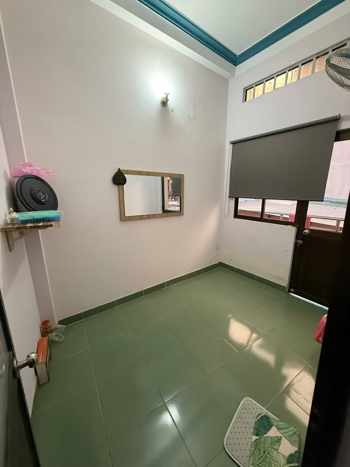 Phòng trọ Quận 11 8m² giá 2.4 triệu - Ngay trung tâm, vào ở ngay!