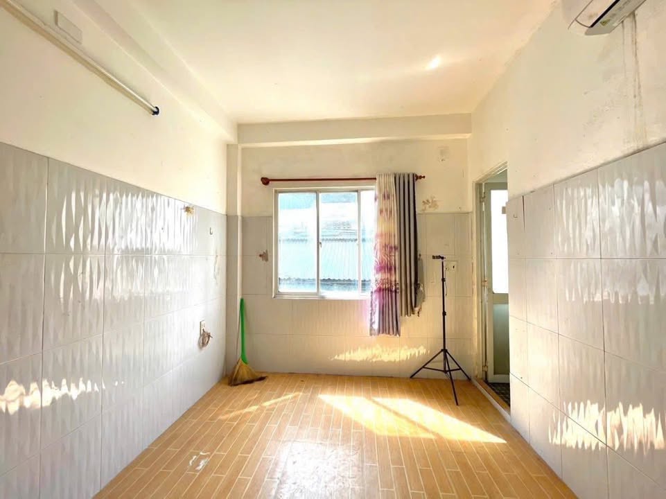 Studio Nguyễn Công Trứ quận 1 - Cửa sổ xinh xắn, giao thông thuận tiện!