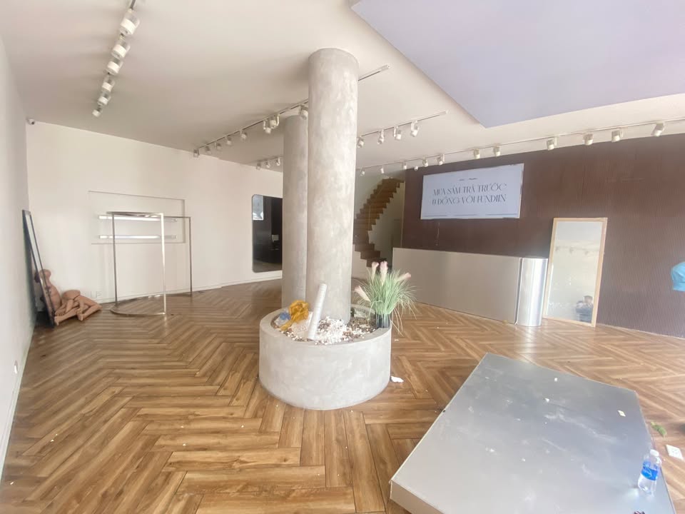 Cho thuê FrontHouse 4 tầng tại Quận 3 - Diện tích 51m², Thỏa thuận giá - Tiềm năng kinh doanh cao!