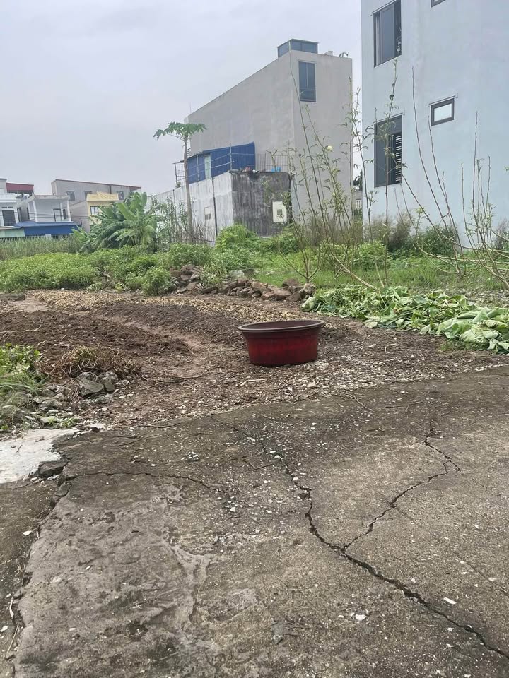 Đất nền Hưng Đạo, Hải Phòng 108m² giá 2.2 tỷ - Ngõ ô tô, vị trí đắc địa!