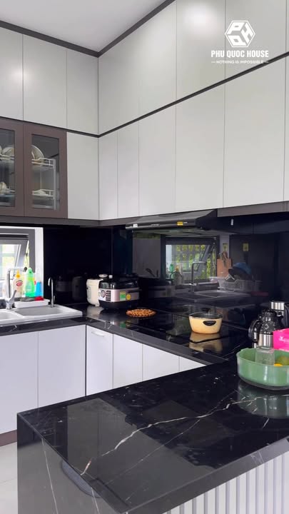 Biệt thự sân vườn 300m² tại Dương Đông, Phú Quốc - Thiết kế hiện đại, sẵn sàng ở ngay!