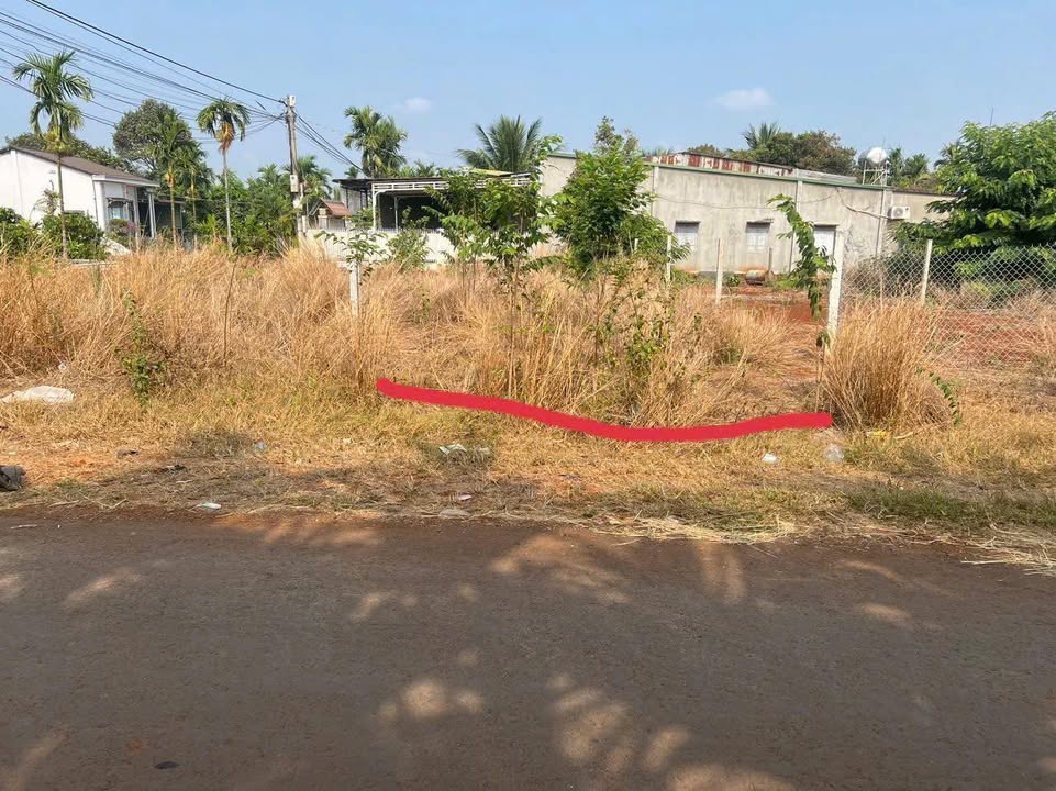 Đất thổ cư 120m² đường Phan Huy Chú giá 520 triệu - Cơ hội đầu tư tuyệt vời!