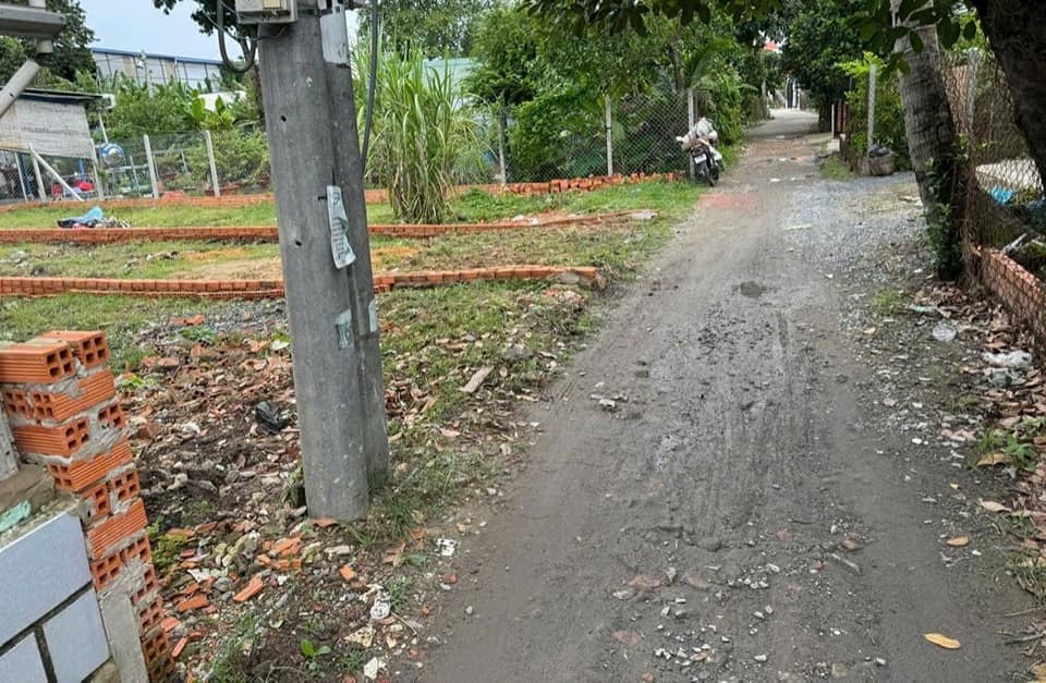 Đất nền Vĩnh Phú 33, Thuận An 100.9m² giá chỉ 2.55 tỷ - Cơ hội đầu tư tuyệt vời!