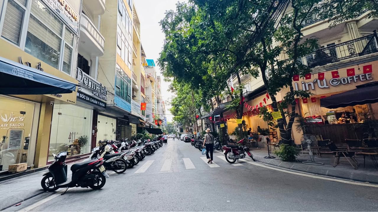 Bán gấp nhà lô góc 2 mặt tiền Nguyễn Tuân, 77m² giá 46.9 tỷ - Thang máy, kinh doanh đỉnh cao