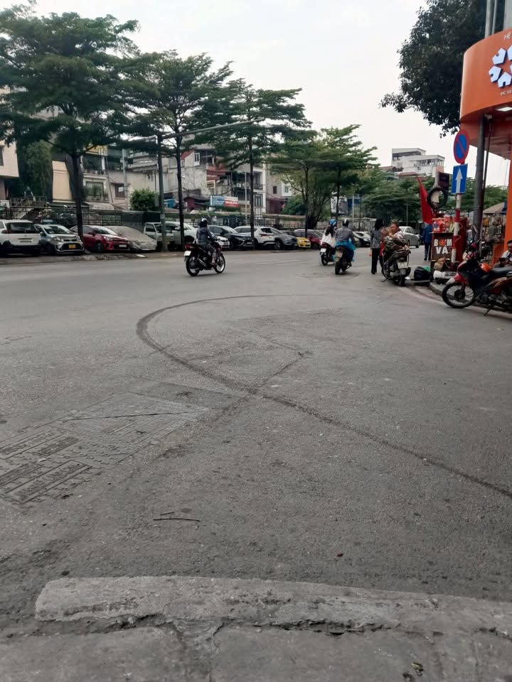 Nhà mặt phố Hàng Mắm, Hoàn Kiếm 40m² giá 26 tỷ - Lô góc hiếm có