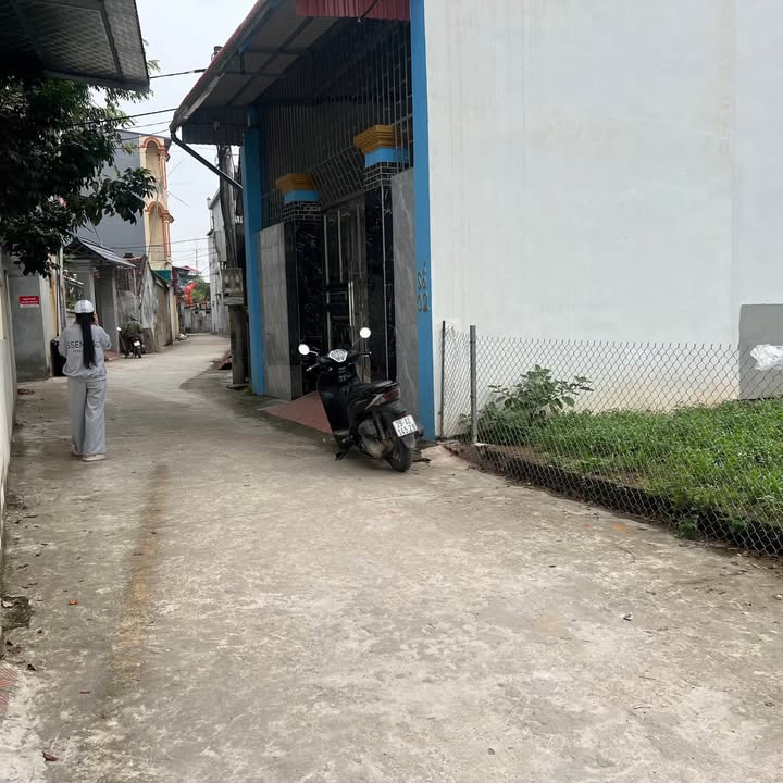 Đất thổ cư Thượng Vực, Chương Mỹ 69.5m² giá 2 tỷ - Đầu tư sinh lời tiềm năng!