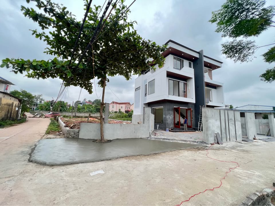 Nhà 3 tầng Phường Phan Đình Phùng 116m² giá 4.68 tỷ - Thiết kế hiện đại, ô tô vào tận nhà!