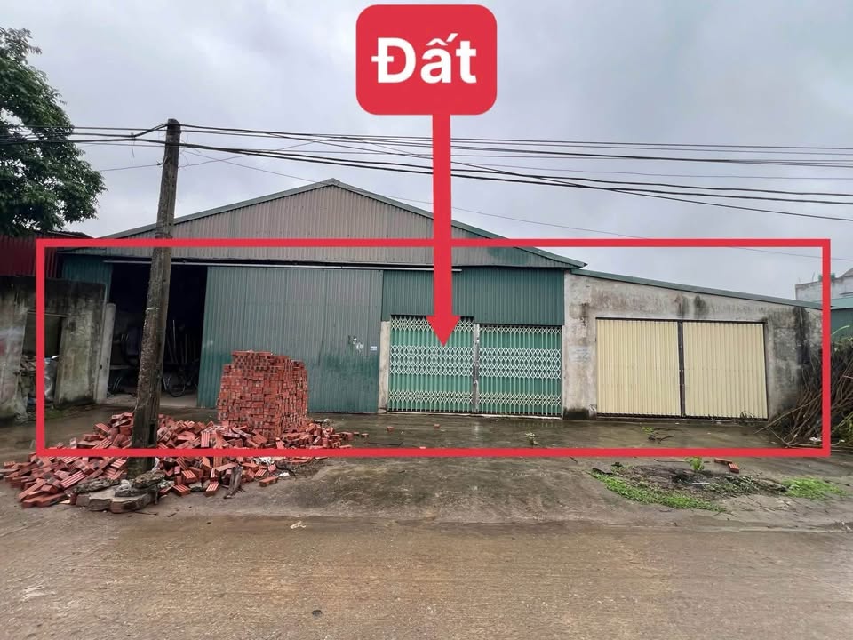 Xưởng Bán tại Dương Thôn, Cộng Hòa, Hưng Hà 387m² - Hướng Đông, Mặt Tiền Rộng 20m