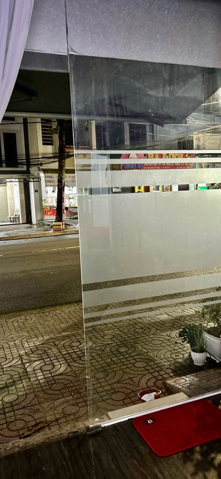 Nhà mặt tiền Phạm Ngũ Lão, Bảo Lộc 105m² giá 7 triệu - Kinh doanh thuận lợi!