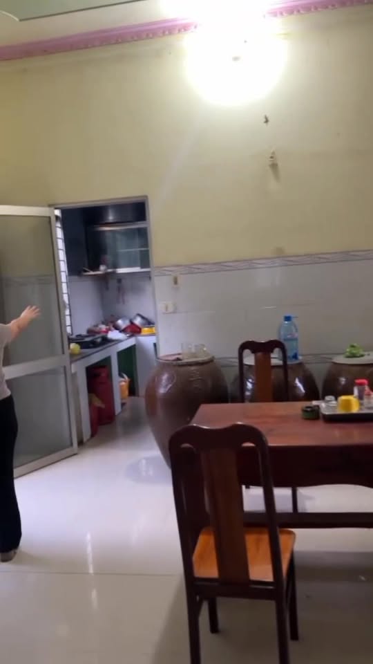 Nhà mặt tiền Hương Lộ 8, Cầu Kè, Trà Vinh 1200m² giá 2.2 tỷ - Cơ hội đầu tư tuyệt vời!