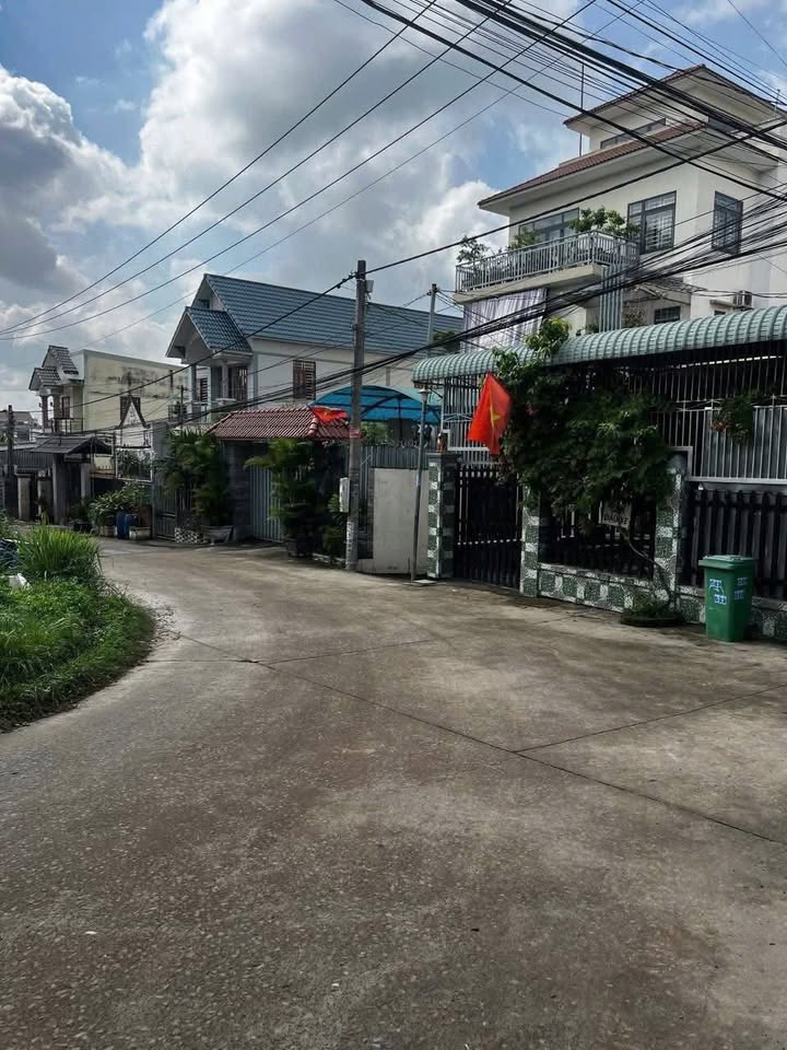 Đất Phước Tân Biên Hòa 105m² giá 1.35 tỷ - Mặt tiền kinh doanh thuận lợi!