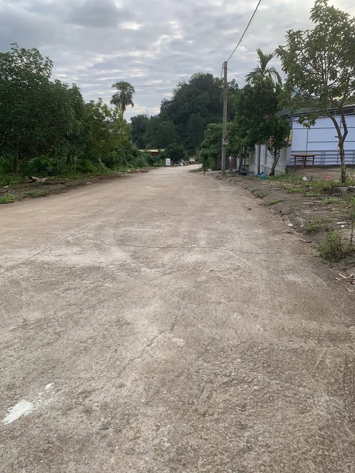 Đất nền liền kề Phùng Chí Kiên, Bắc Kạn 300m² giá 400 triệu - Đầu tư sinh lời ngay!