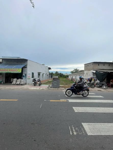 Đất mặt tiền Trần Nguyên Hãn, Mỹ Tho 140m² giá 2.8 tỷ - Cơ hội đầu tư tốt!