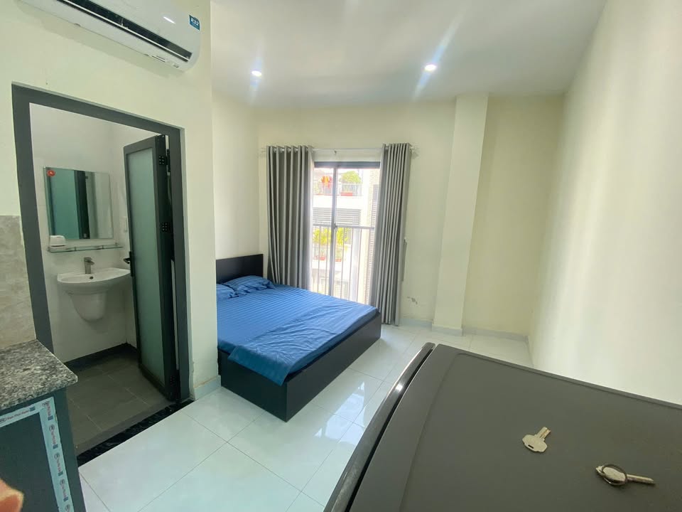 Tòa nhà căn hộ dịch vụ cho thuê 90m² tại Thủ Đức - Ô tô đỗ tận nơi!