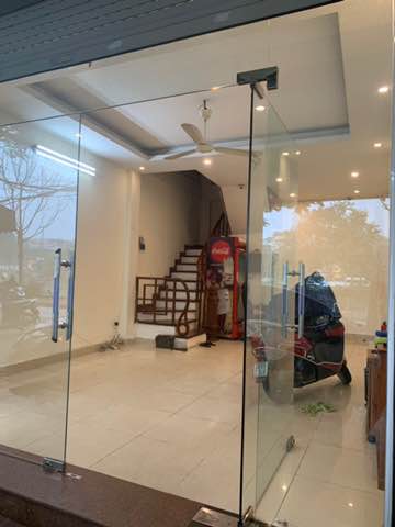 Cho thuê FrontHouse Trần Hòa, Định Công 40m² giá 8.5 triệu - Mặt tiền rộng, kinh doanh thuận lợi!