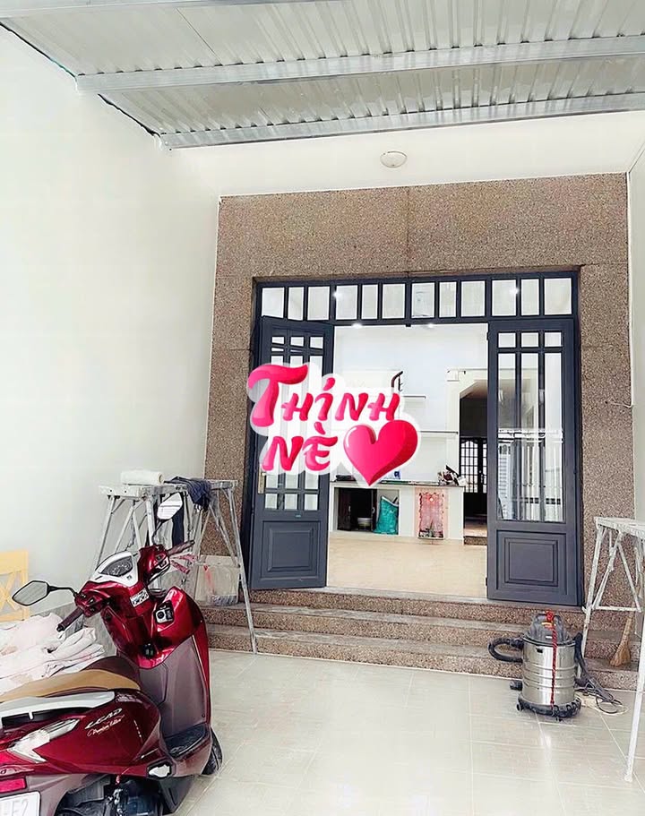 Nhà nguyên căn Trường Thọ, Thủ Đức 88m² giá 12.5 triệu - Hẻm xe hơi, thoải mái đậu xe!