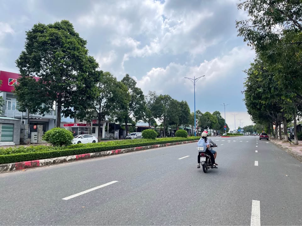 Đất mặt tiền Võ Thị Sáu, Đất Đỏ 320m² giá 4.1 tỷ - Vị trí đắc địa gần biển!