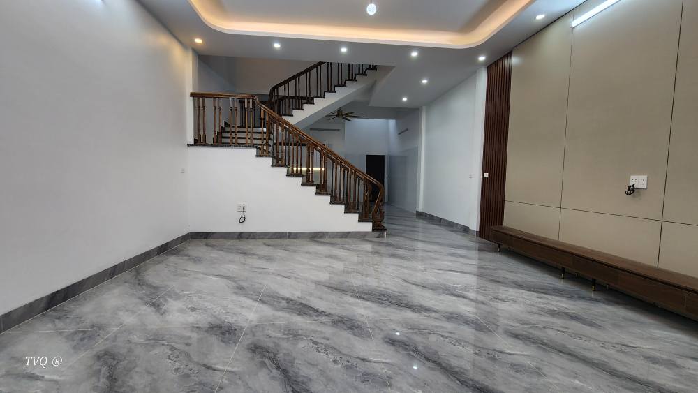 Nhà 3 tầng tại Trường Thi, Thanh Hóa 102m² giá 5 tỷ - Cơ hội không thể bỏ lỡ!