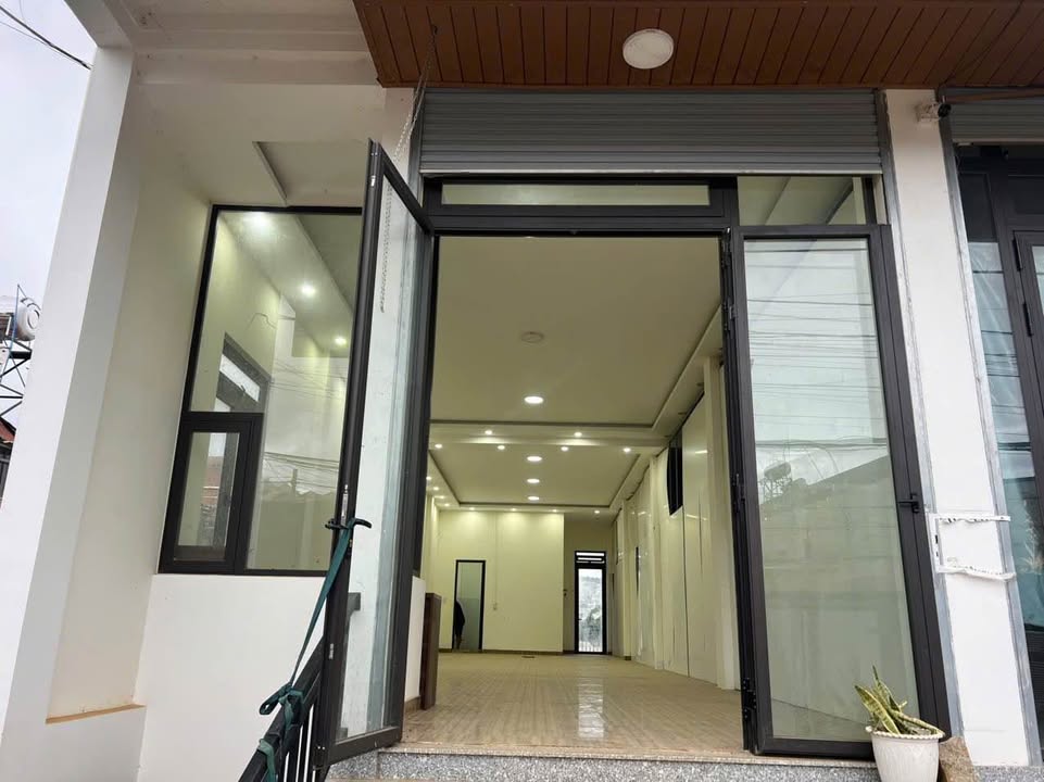 Cho thuê mặt bằng tầng trệt Đan Kia 125m² giá 6 triệu - Kinh doanh thuận lợi!