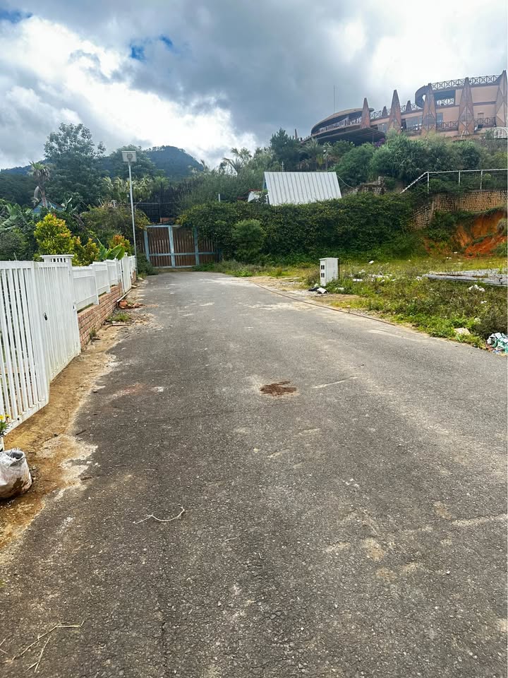 Đất nền Lạc Dương 103m² giá 2.6 tỷ - Sổ đỏ chính chủ, ô tô vào tận nơi!