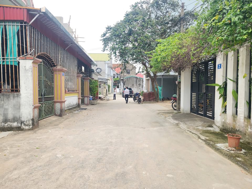 Đất nền Nghi Phú, TP Vinh 108m² giá 4 tỷ - Vị trí vàng, sổ hồng chính chủ!